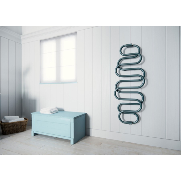 TERMA Perla Designheizkörper - 1360x500 RAL5020