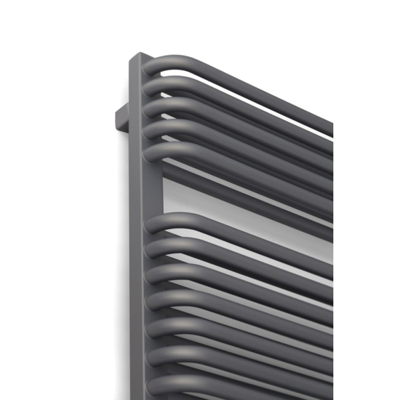 TERMA Tytus Badheizkörper - Farbe Silver Matt - Detail