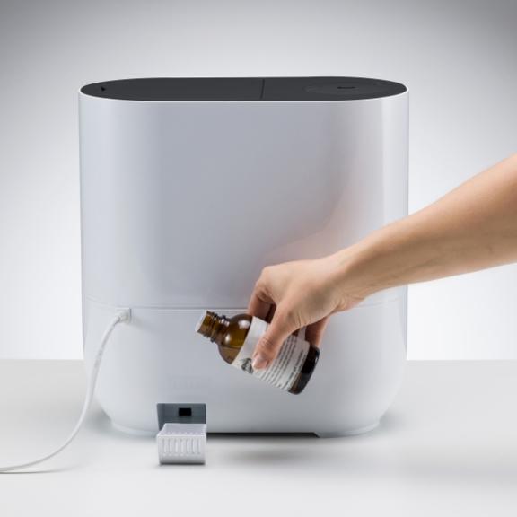 Ultraschallbefeuchter BONECO U350 Erfüllung mit aromatischem Öl