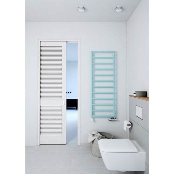 TERMA Diamond Badheizkörper 1360x500 Pastel Blue