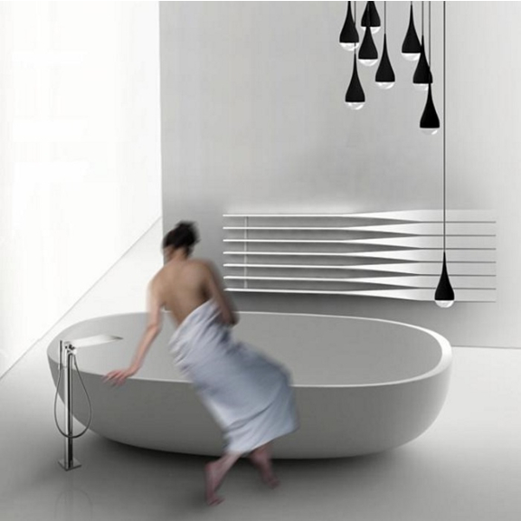 TERMA Cyklon H Designheizkörper Farbe 9016 - minimalistisches Badezimmer